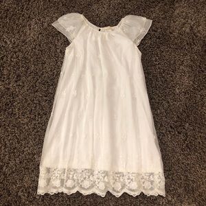 Girl’s white dress with mesh and lace